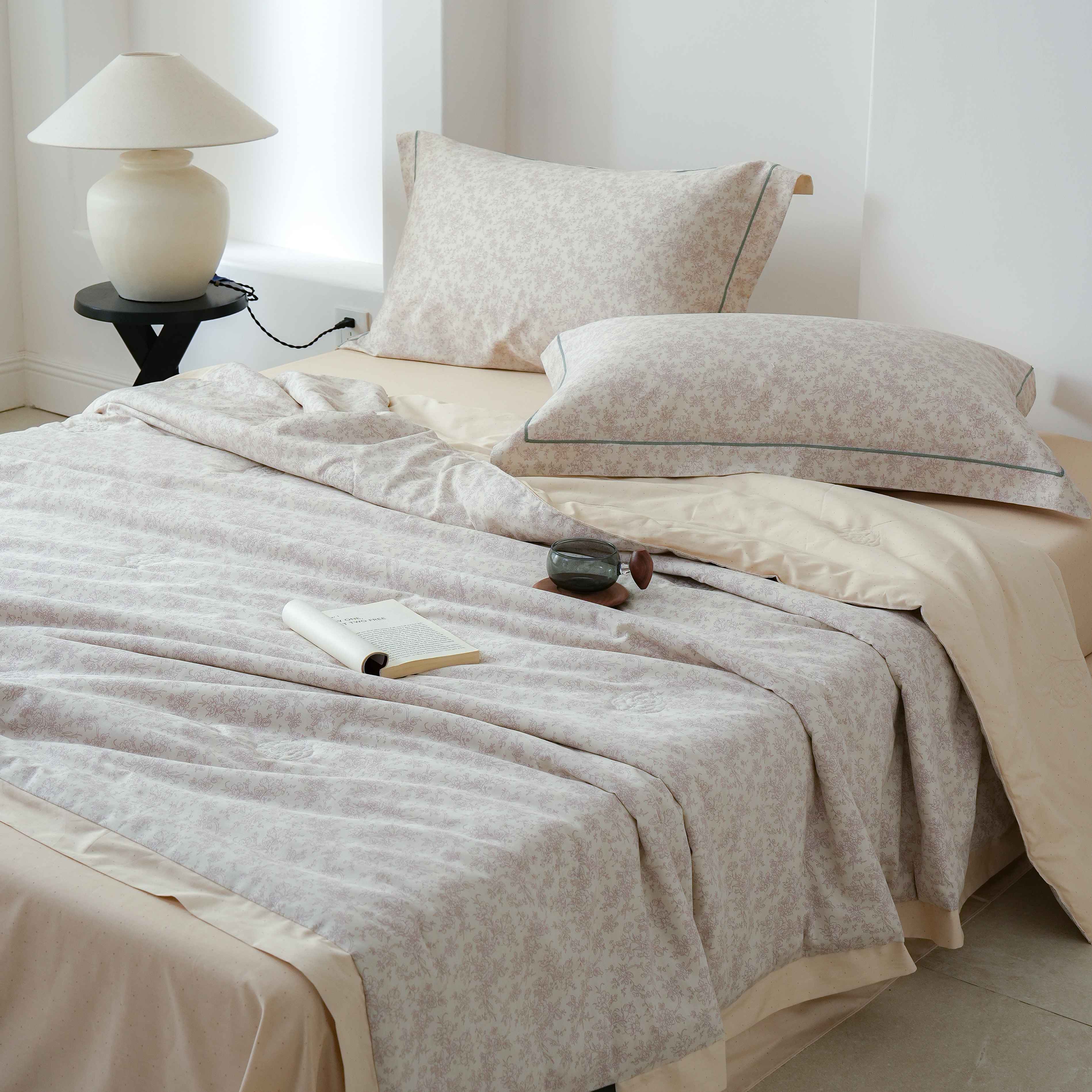 91家纺网 家纺一手货源 找家纺 丽卡家纺 2025新款小清新全棉纯棉夏被夏凉被空调被四件套 约克-米金