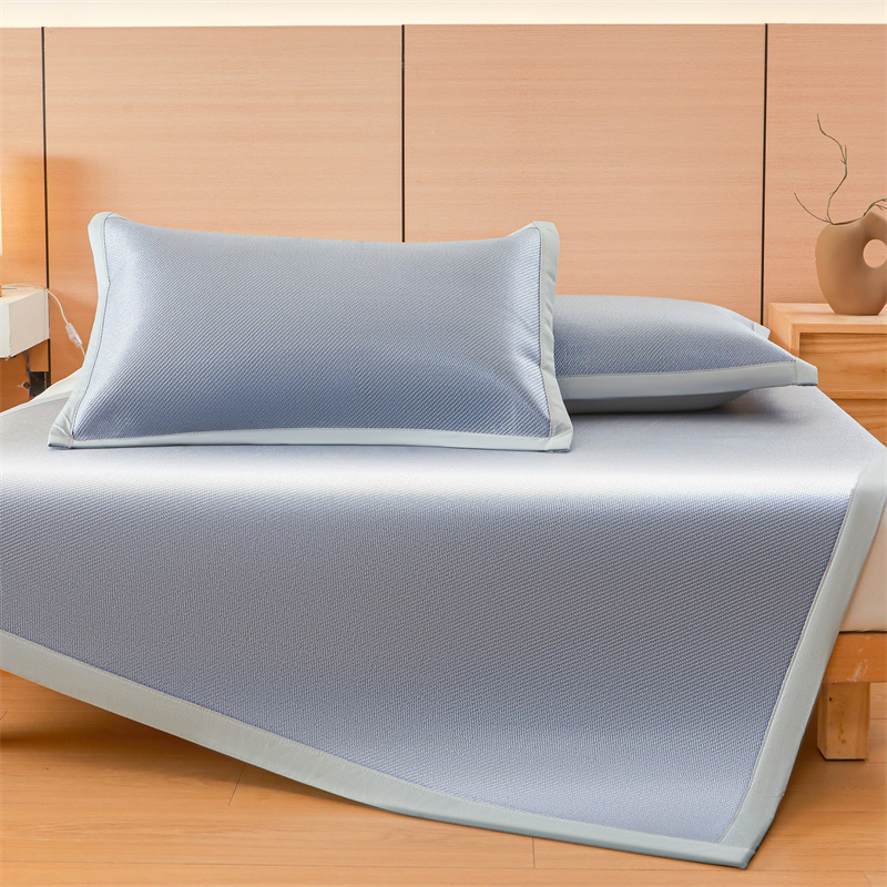 91家纺网 家纺一手货源 找家纺 雯豆家纺 2025夏季新款冰藤凉席三件套纯色绑带款冰丝凉席子素色套件 冰藤席-暮云蓝